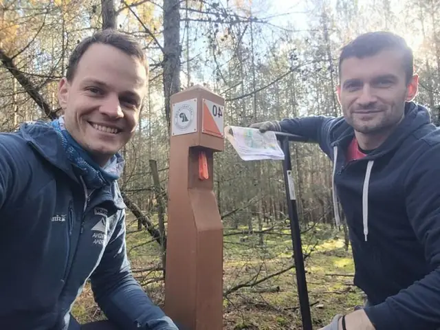 Gotowe! Ekipa Poco Loco przy słupku